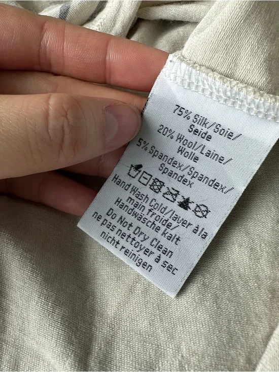 Vintage Neve Ski girl Graphic Quarter-Zip Pullover Silk & Wool Blend - Picture 8 of 9